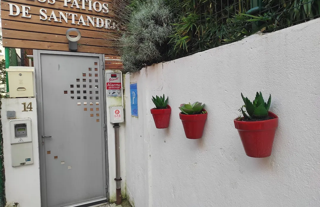 Pensión Los Patios de Santander-1