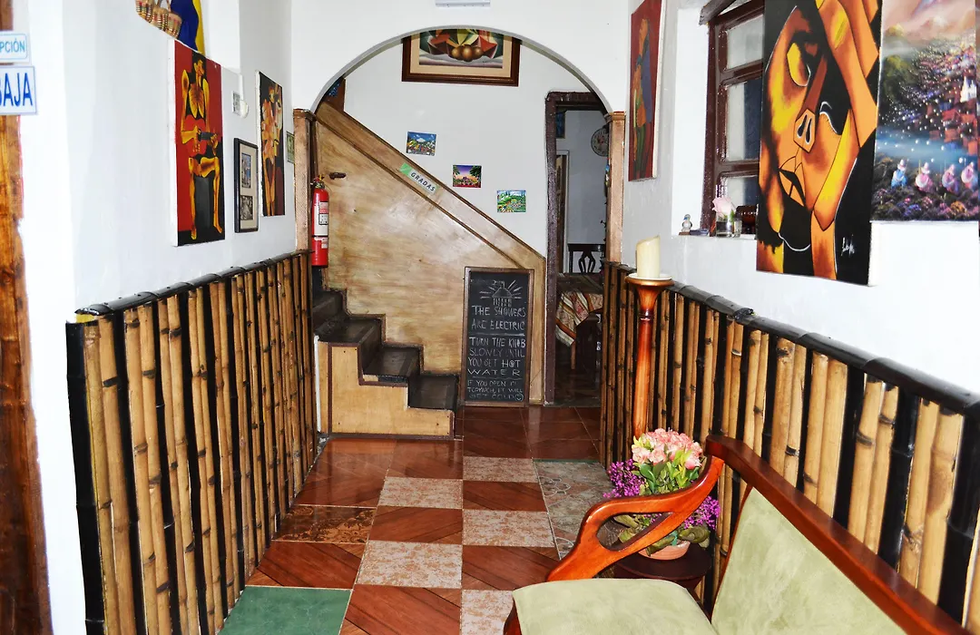 Colonial House Inn-1