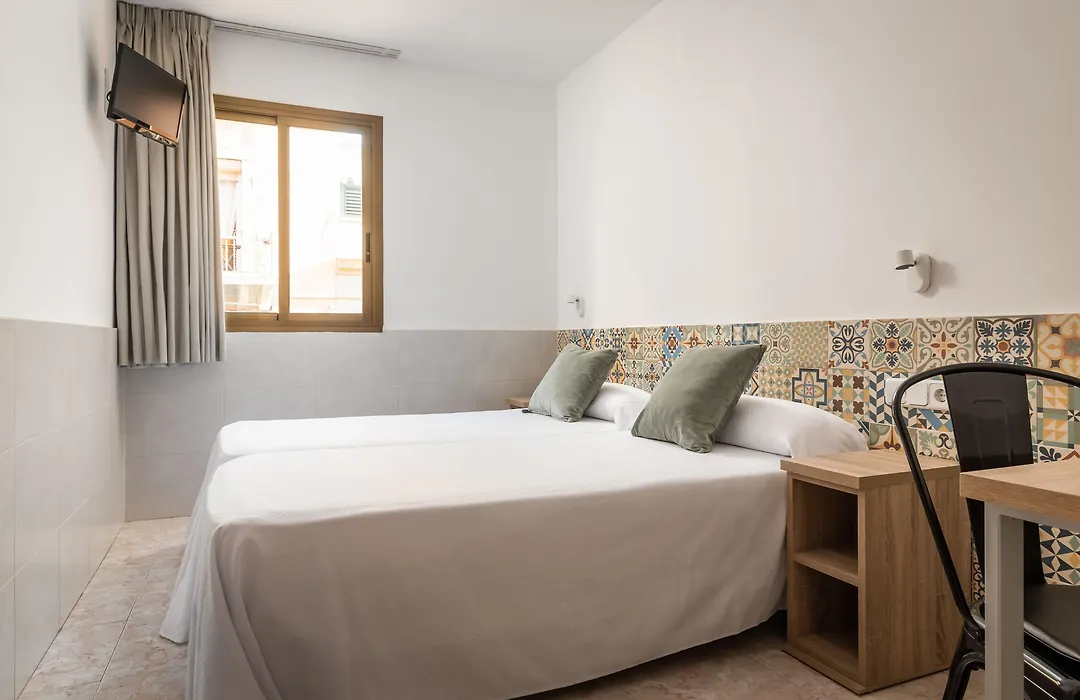 Hostal Baler-1