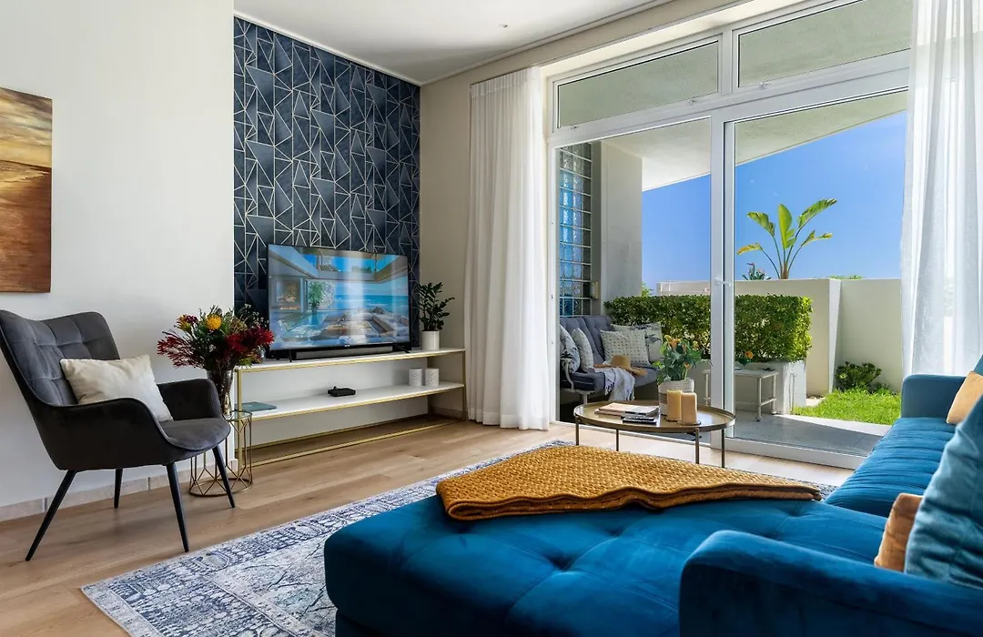 Bay Reflections Camps Bay Luxury Serviced Apartments-1