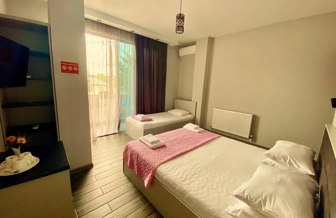 Hotel Vs-1