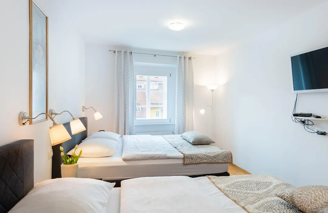 Kollmann Rooms And Apartments-1