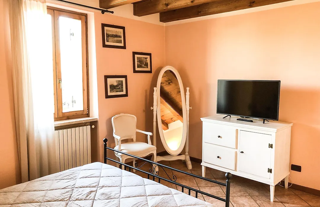 Le Finestre Su Borghetto-1