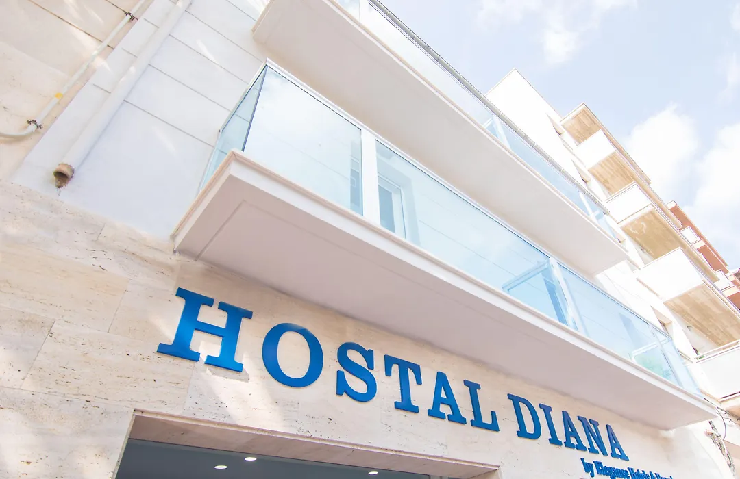 Blu Hostal Diana-1