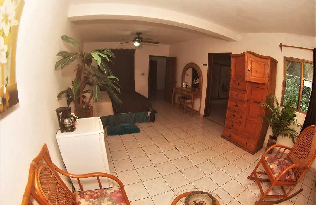 Hostal Casa Blanca-1