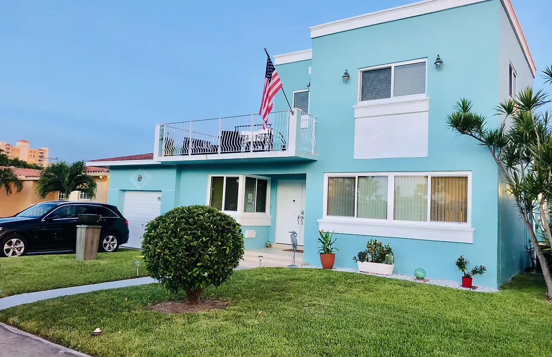 Blue House Miami-1
