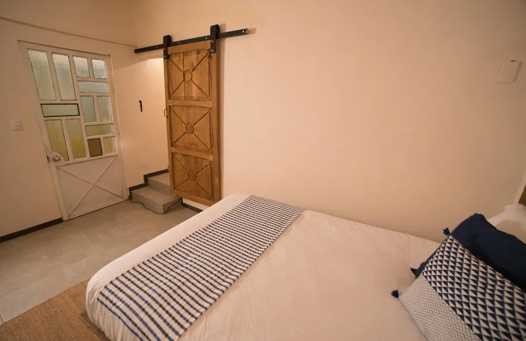 Cactus Hostel-1