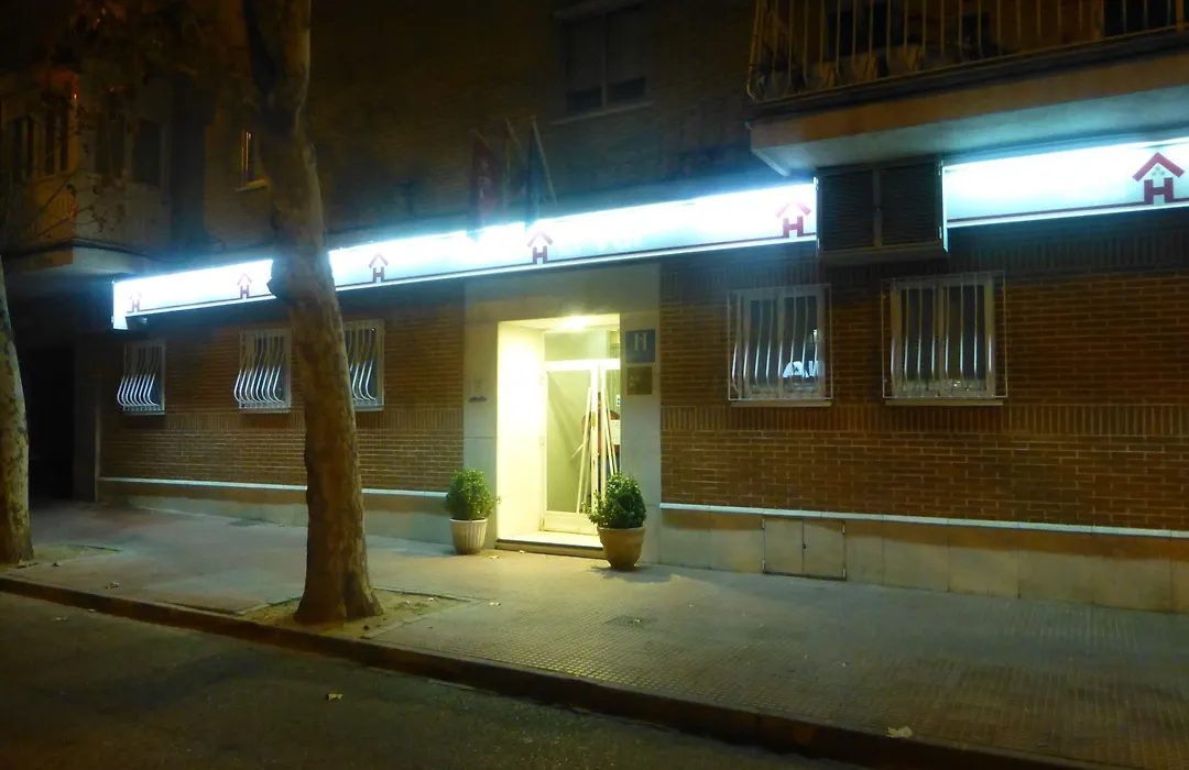 Hostal El Val-1