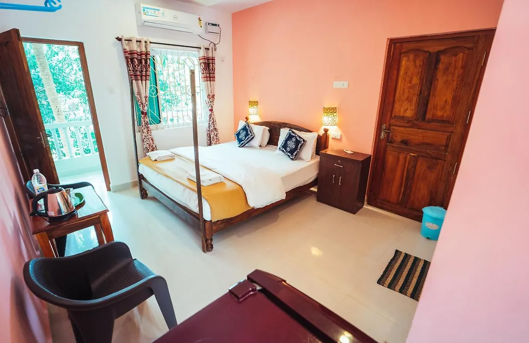 Santana Guest House-1