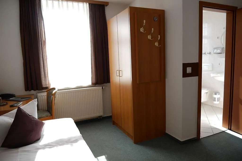 Hotel Garni Brauhof Niederwiesa-1