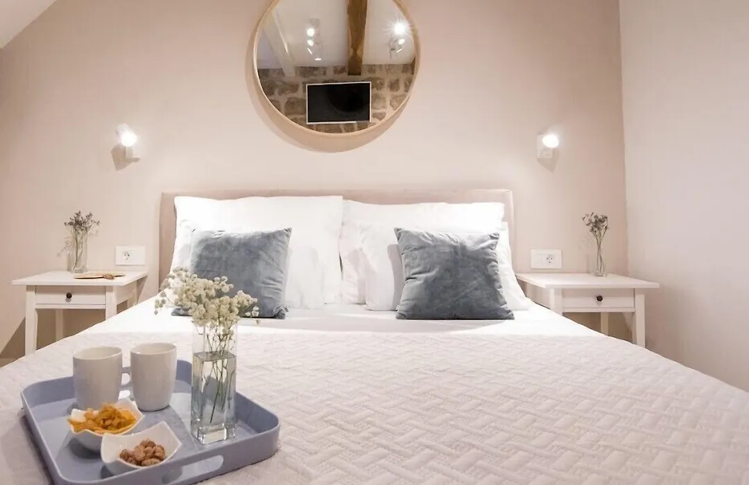 Live Laugh Love Dubrovnik Luxury Rooms-1