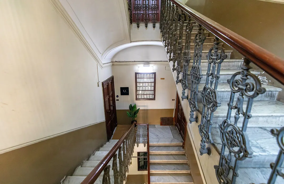 Unico Relais-1