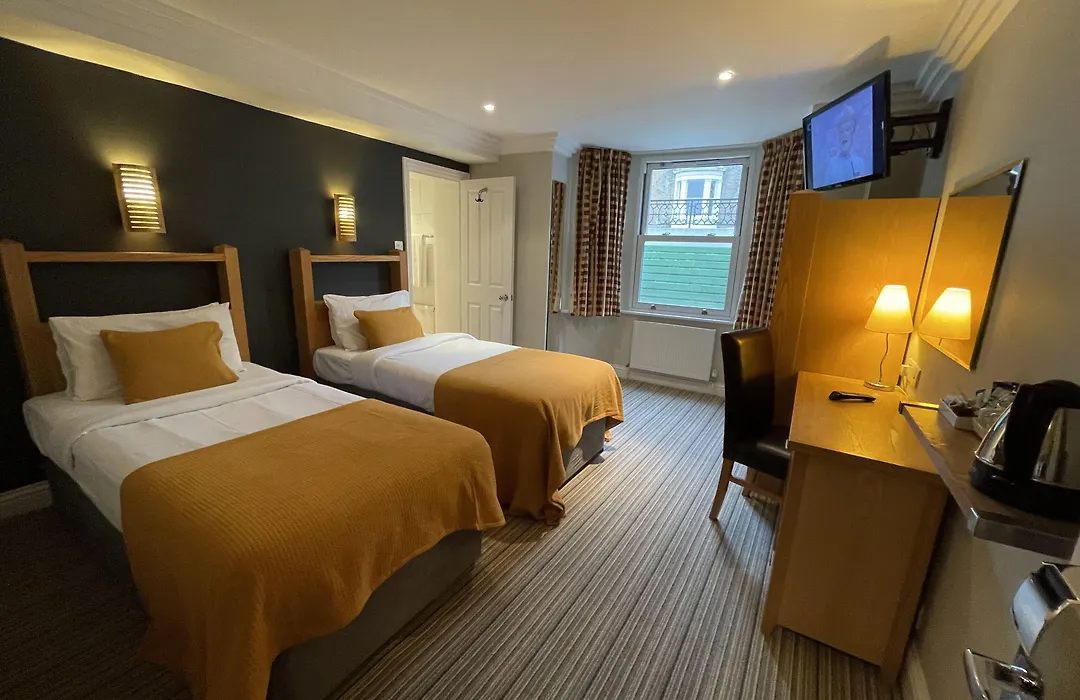 Shandon Hotel-1