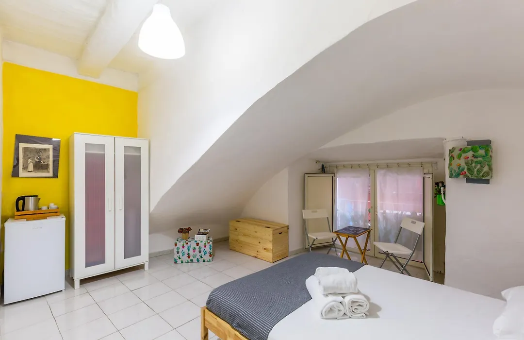 Double Room at Historical Palazzo Spinelli-1