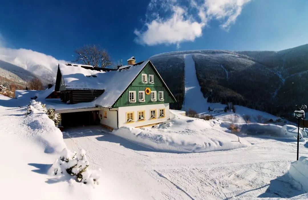 Pension Slunecnice & Panorama Restaurant Farma-1