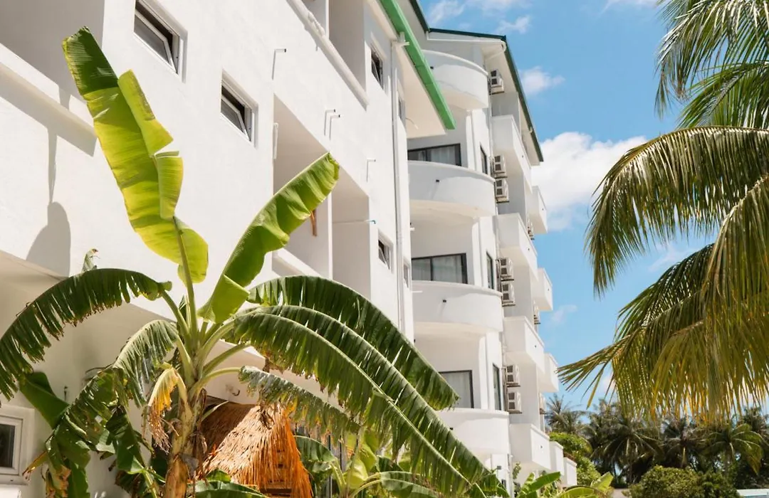 Dhiffushi Inn-1