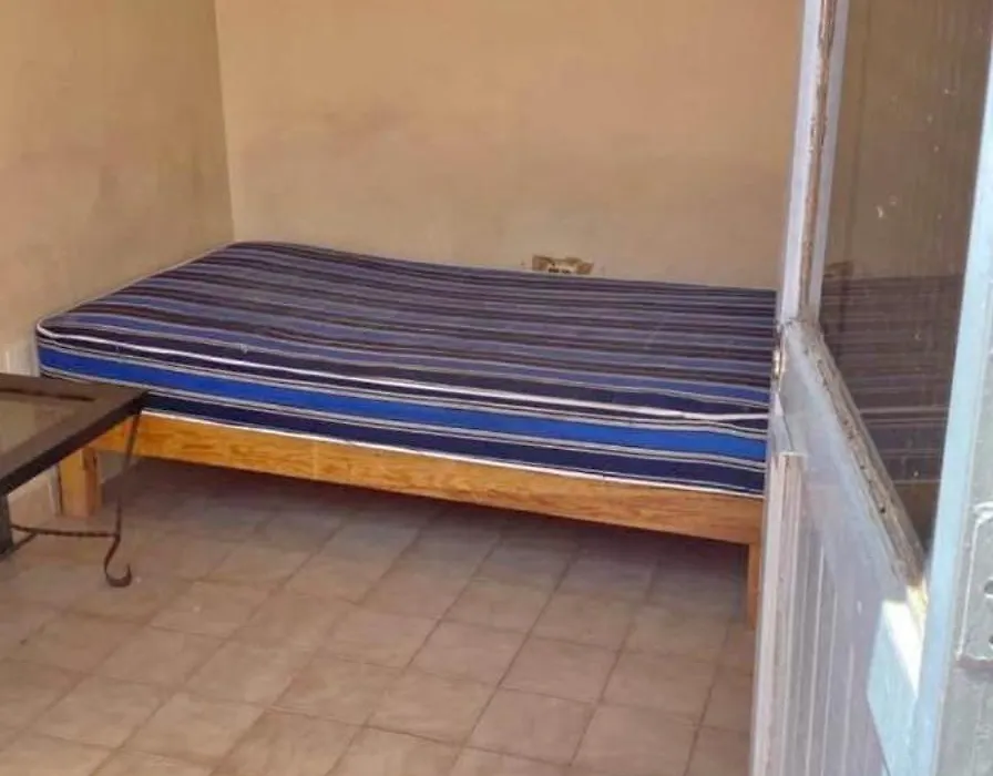 Hostel Free-1