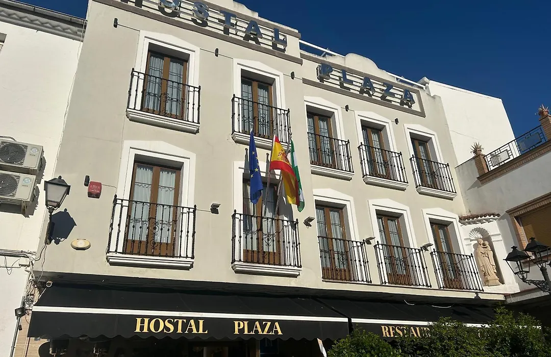 Hostal Plaza-1