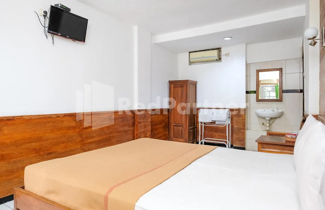 The Soemarsono Hotel Near Ambarrukmo Plaza Mall Redpartner-1