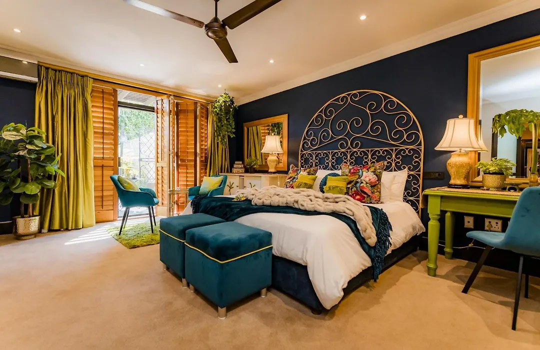 SW1 Lodge-1