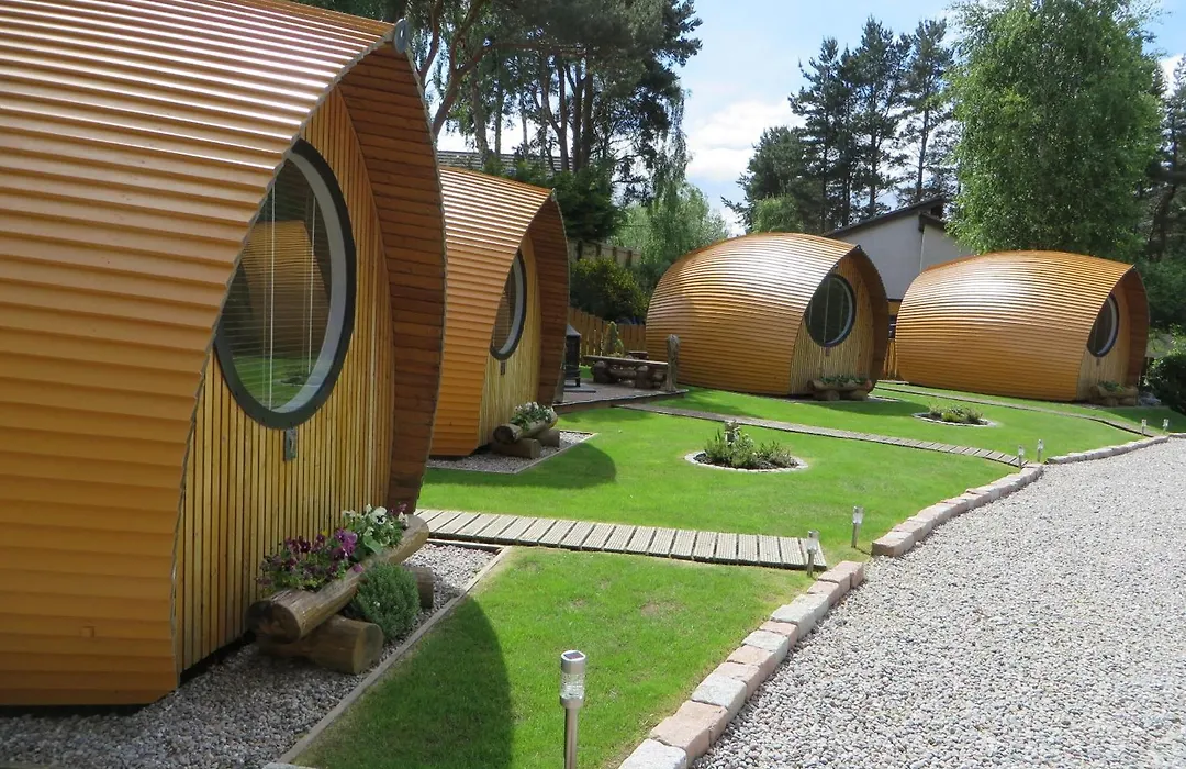 Eriskay Guest House And Aviemore Glamping-1