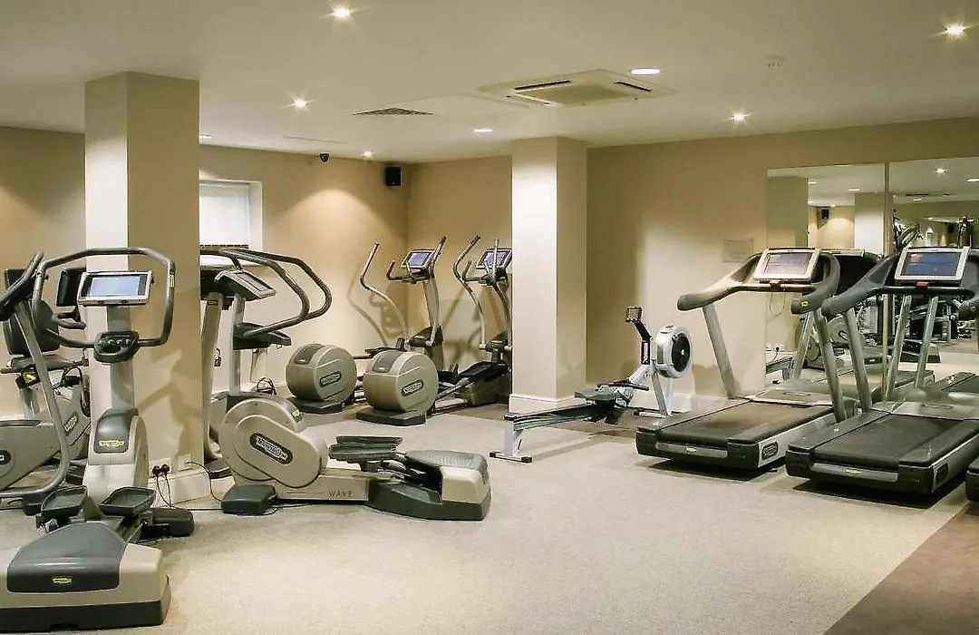 The White House - Off-Site Health Club & Spa 2 Minute Walk Away-1