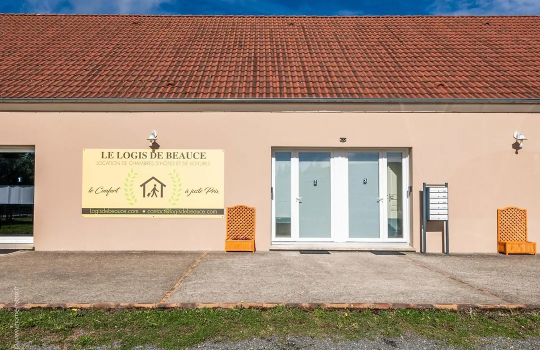 Logis De Beauce-1