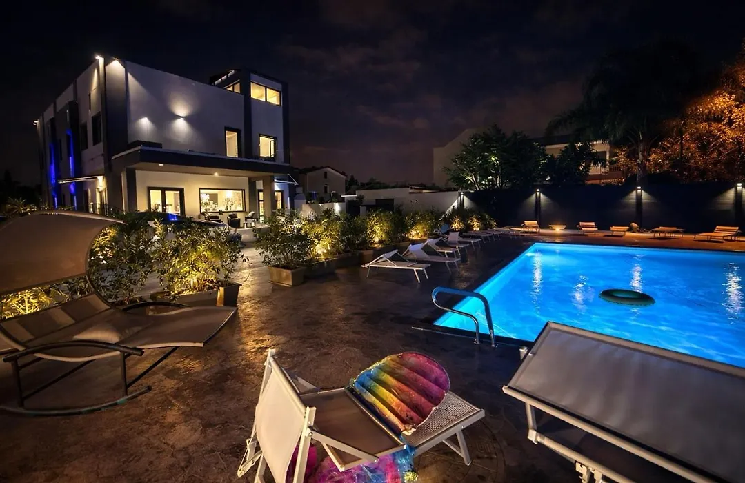 Coast to Coast Rooms&Pool vicino Pompei con Piscina-1