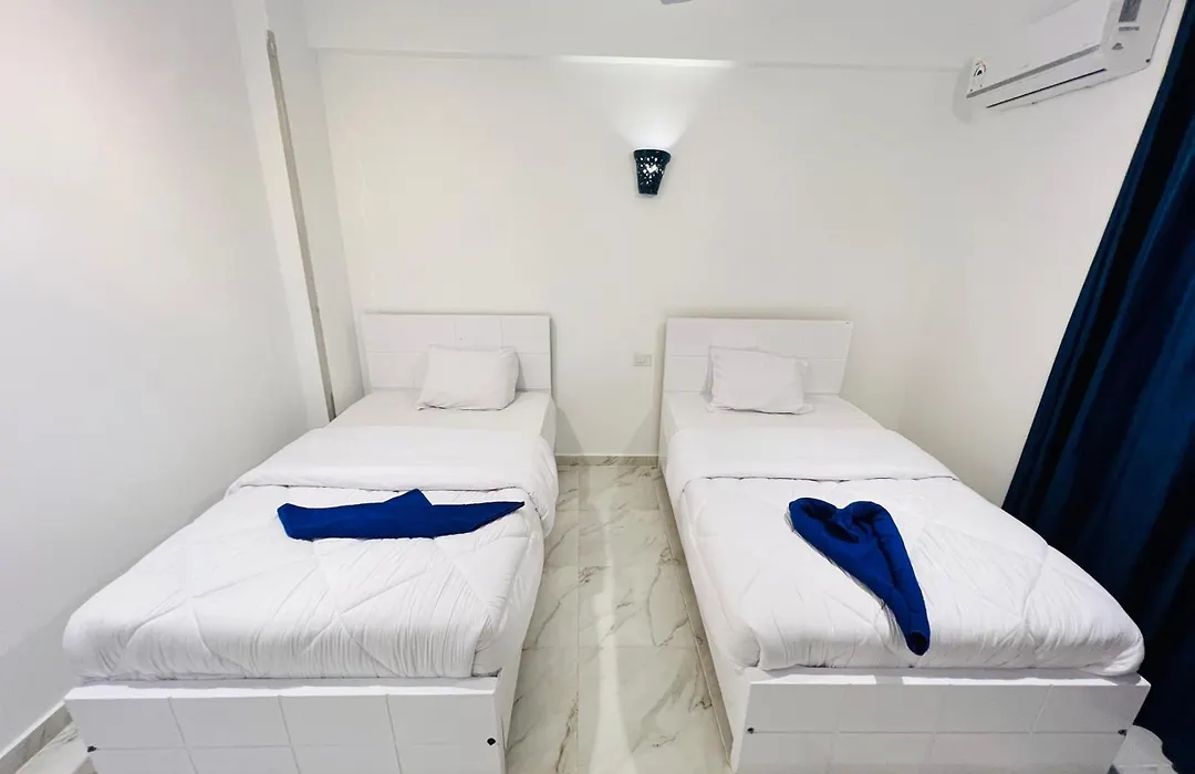 Happiness Guest House-1