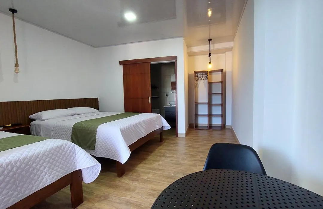 Hotel Islas Galapagos-1