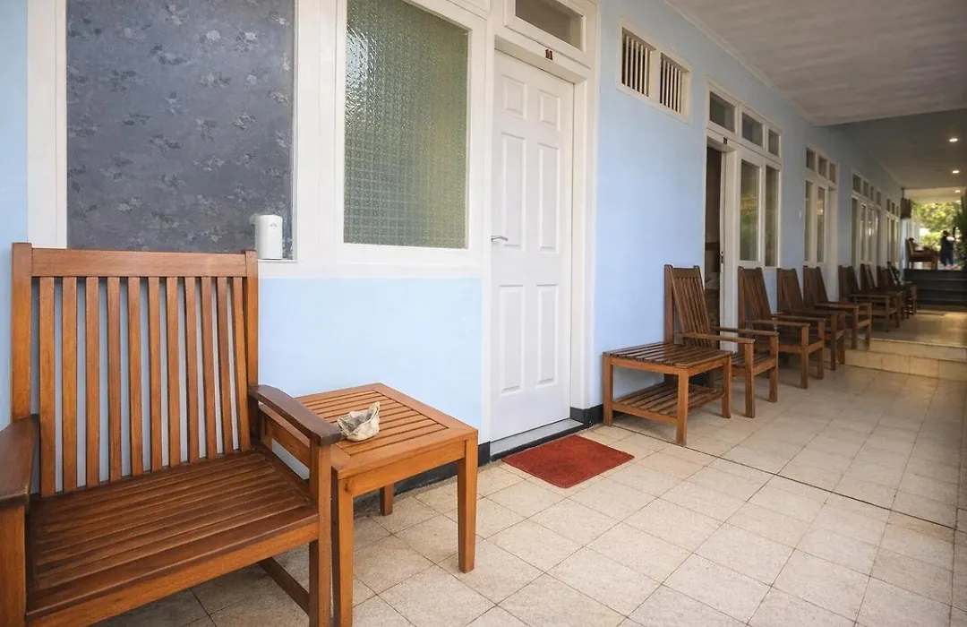 Bajo Hotel-1