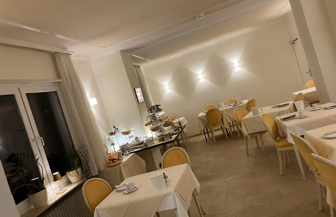Hotel Kurpfalz-1