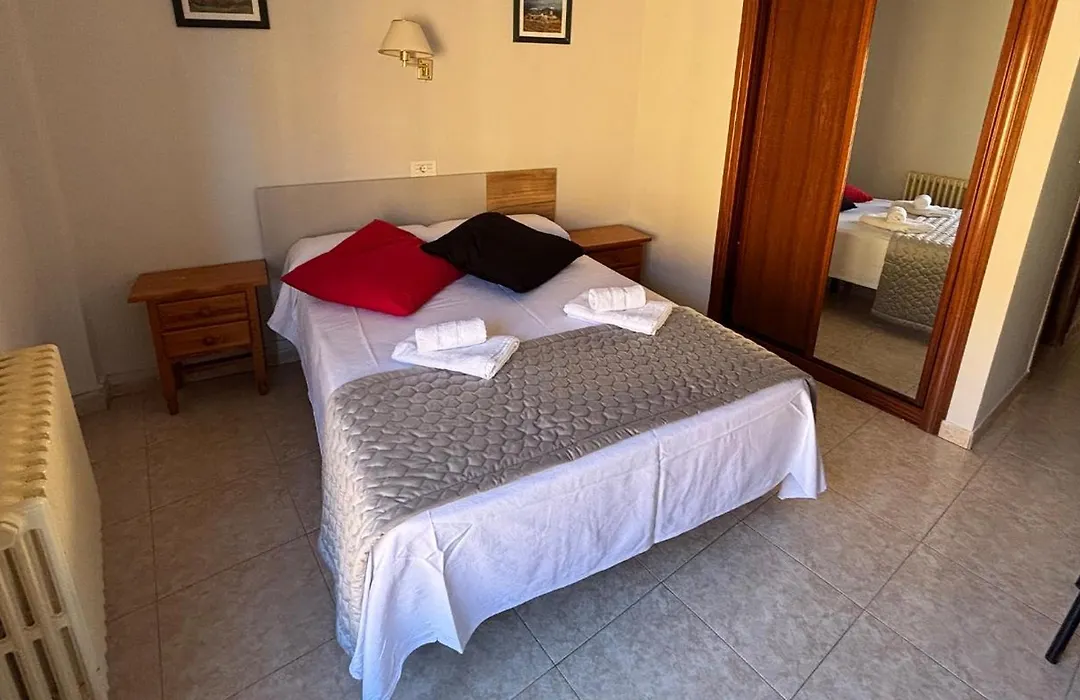 DORMERO Hotel y Albergue Sahagun-1