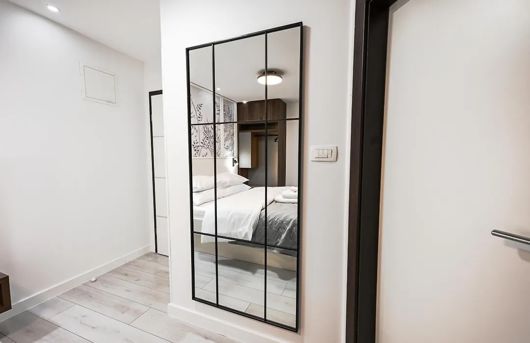 Laurea Rooms-1
