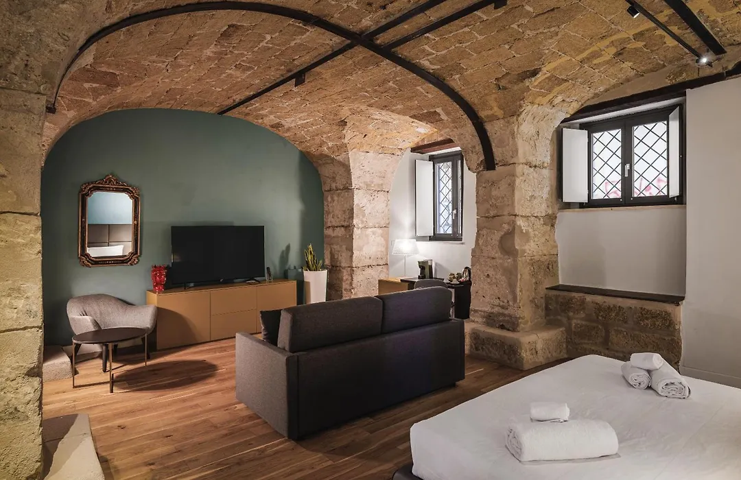 Palazzo Santamarina Luxury Suite & Spa-1