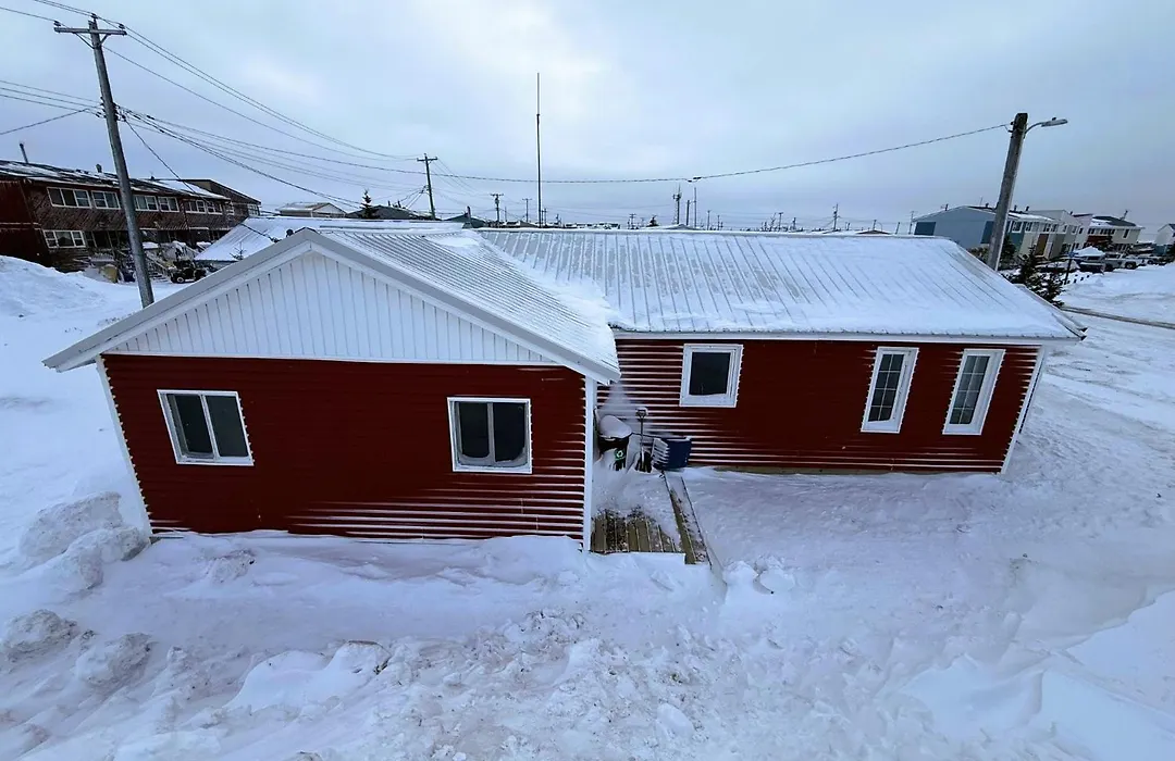 Beluga Beach House-1