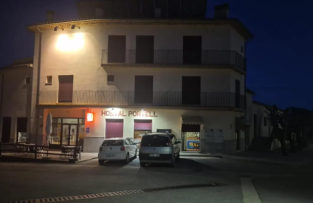 Hostal Restaurante Portell-1
