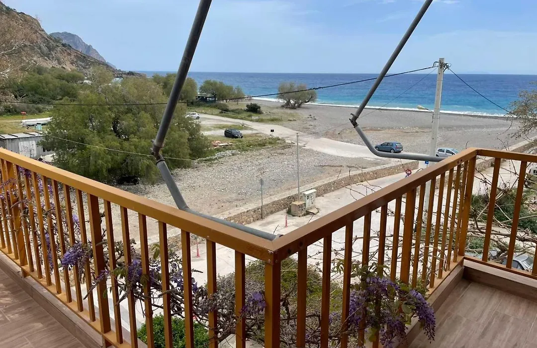 Lissos Rooms Sougia-1