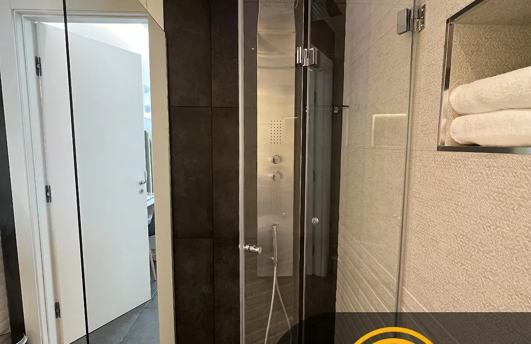 Incentro Rooms-1