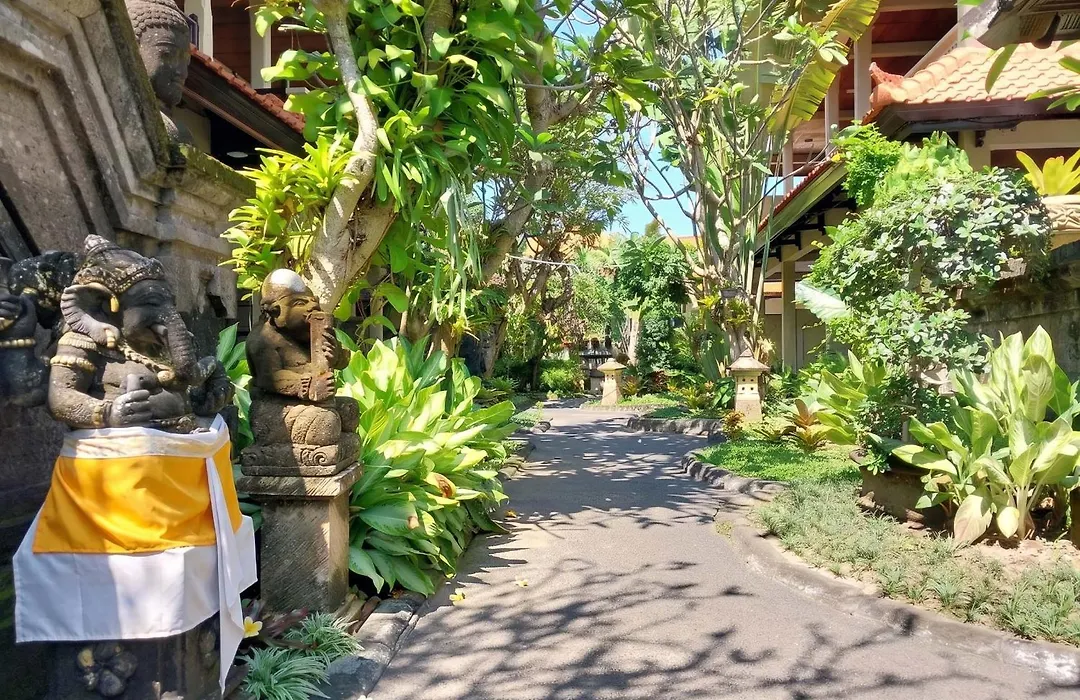 Hotel Flamboyan Kuta-1