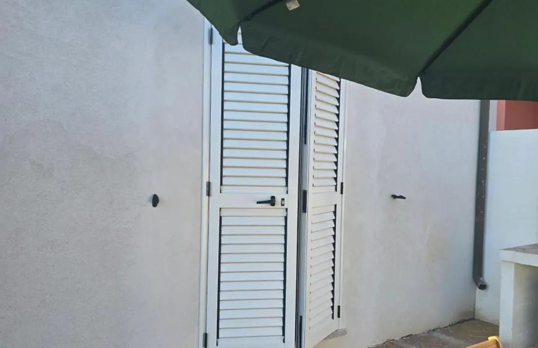 Claudia'S House-1