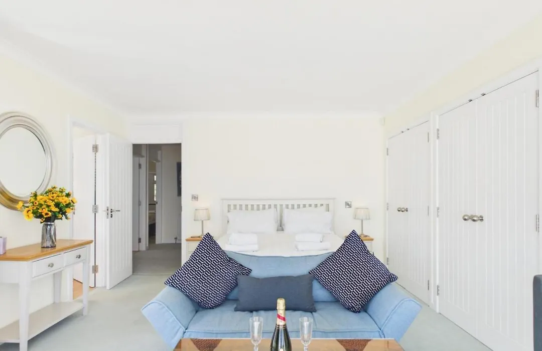 Rainbow Leap - 5 Bed Holiday Home - Saundersfoot-1