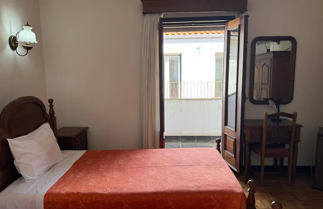 Residencial Deu-La-Deu By Hotel Dom Afonso-1