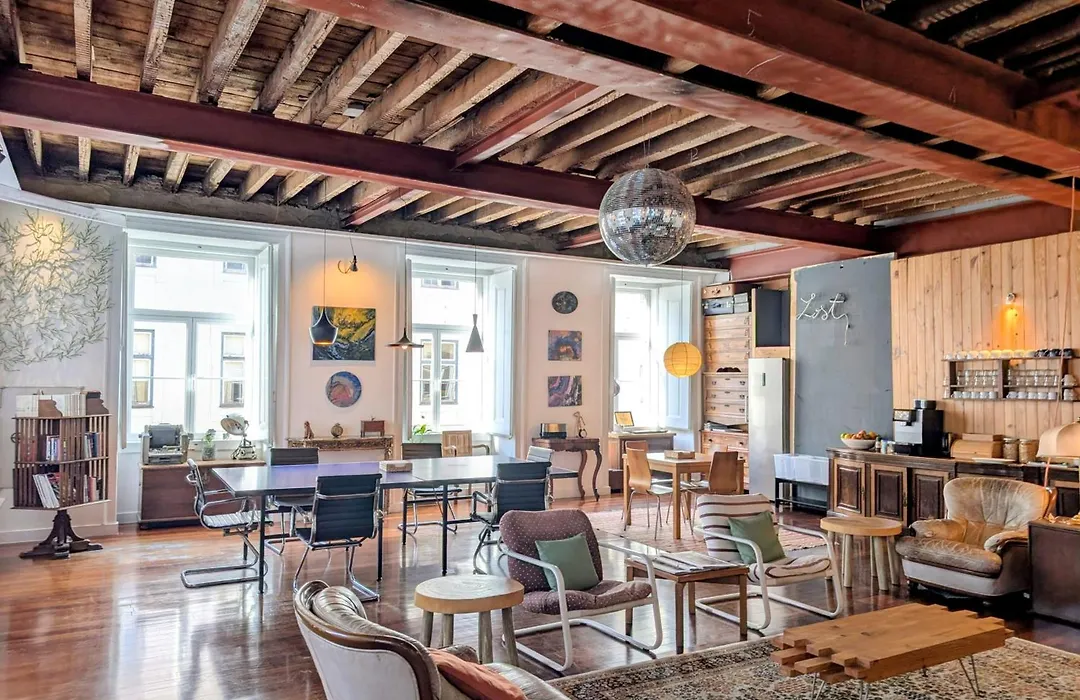 Lost Lisbon :: Cais House-1