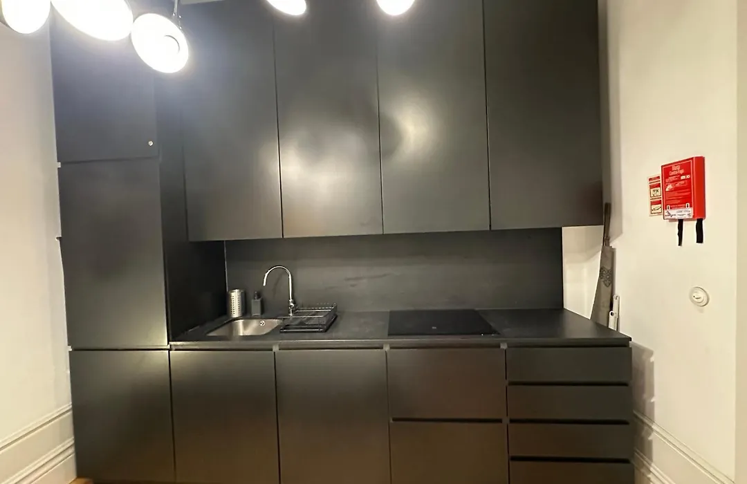 14º Esquadra — Cais Das Pedras Guest House-1