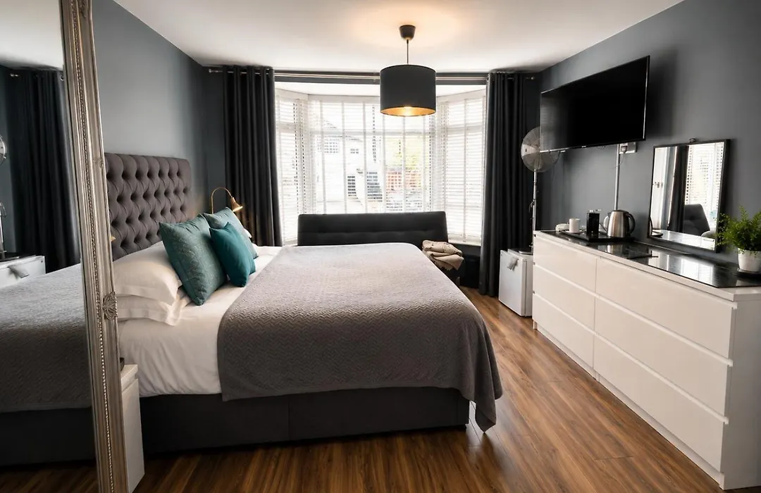 Skyline Guesthouse Newquay-1