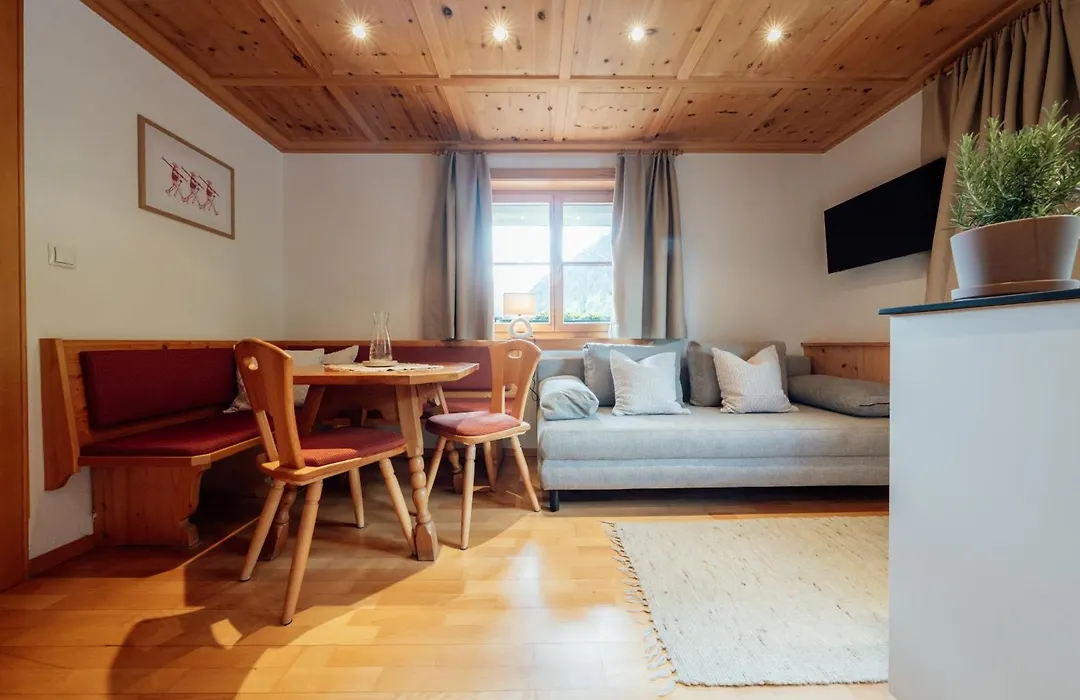 Faneskla Apartments-1