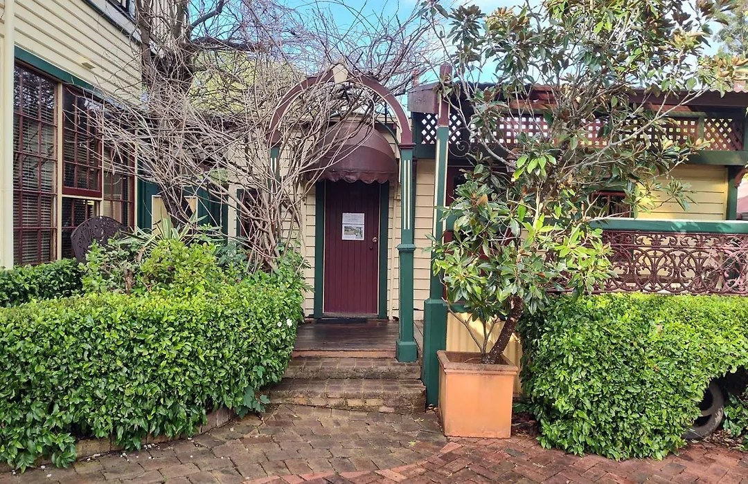 Bridgefield Guest House-1