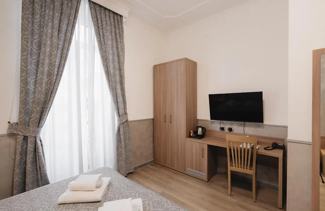 Affittacamere Centro Cavour-1