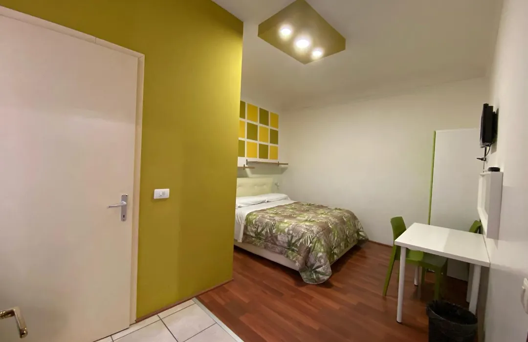 Leonardo Tourist House-1